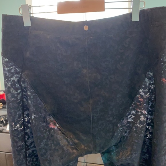 Fabletics High-Waisted Leopard Mesh Leggings - Picture 3 of 5